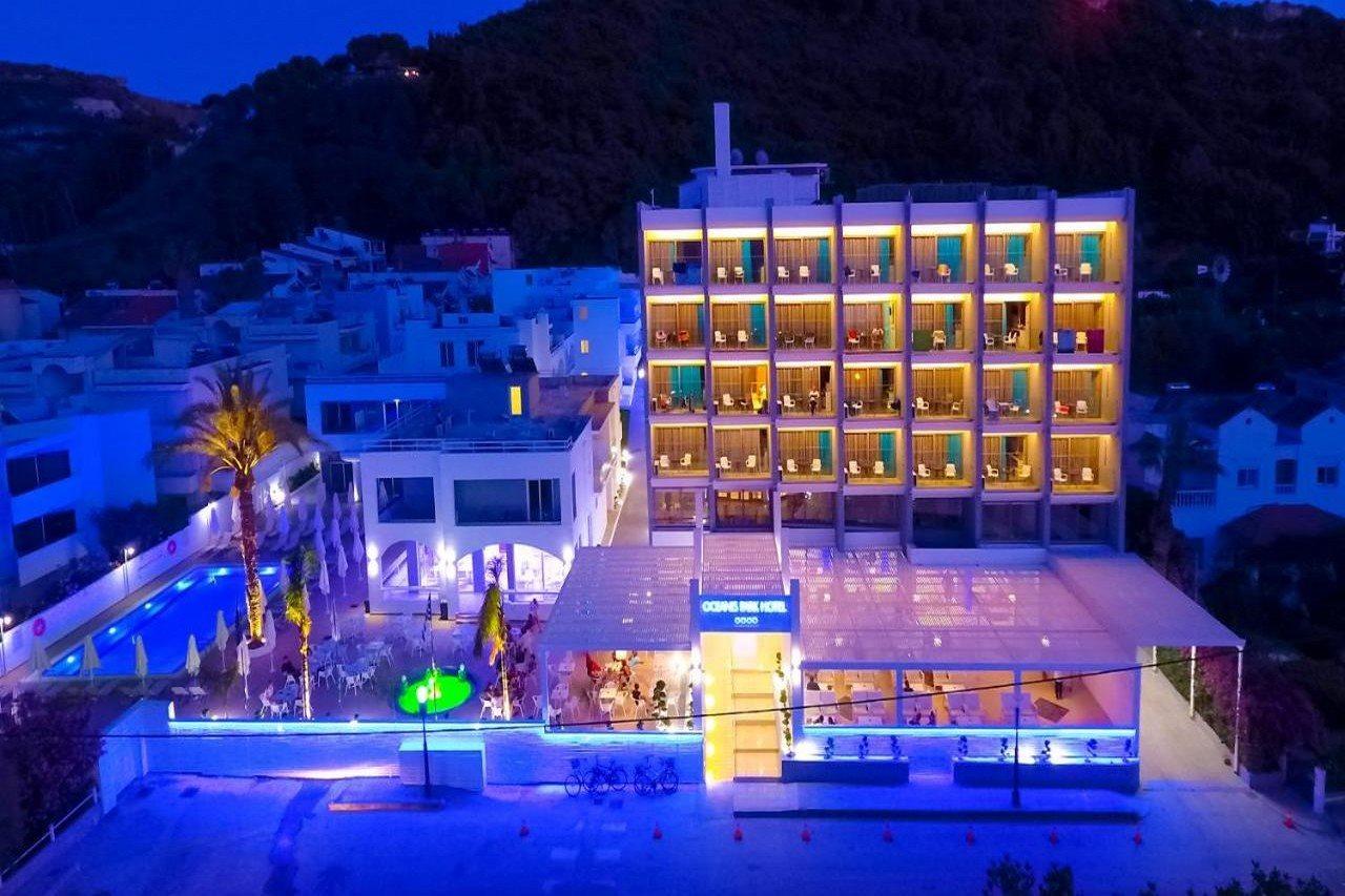Oceanis Park Hotel 4*